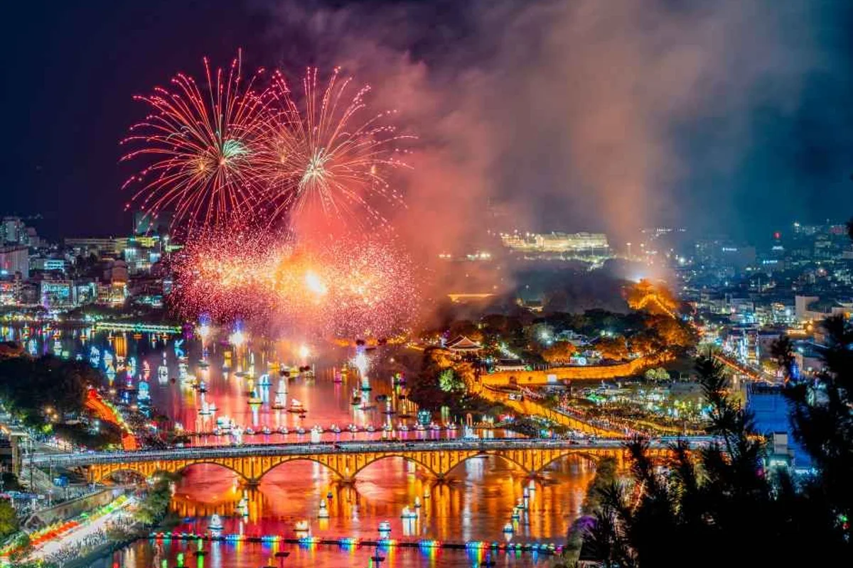 진주 남강 일대 (유등공원) - 진주시야경 여행